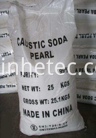 Caustic Soda Pearls 99